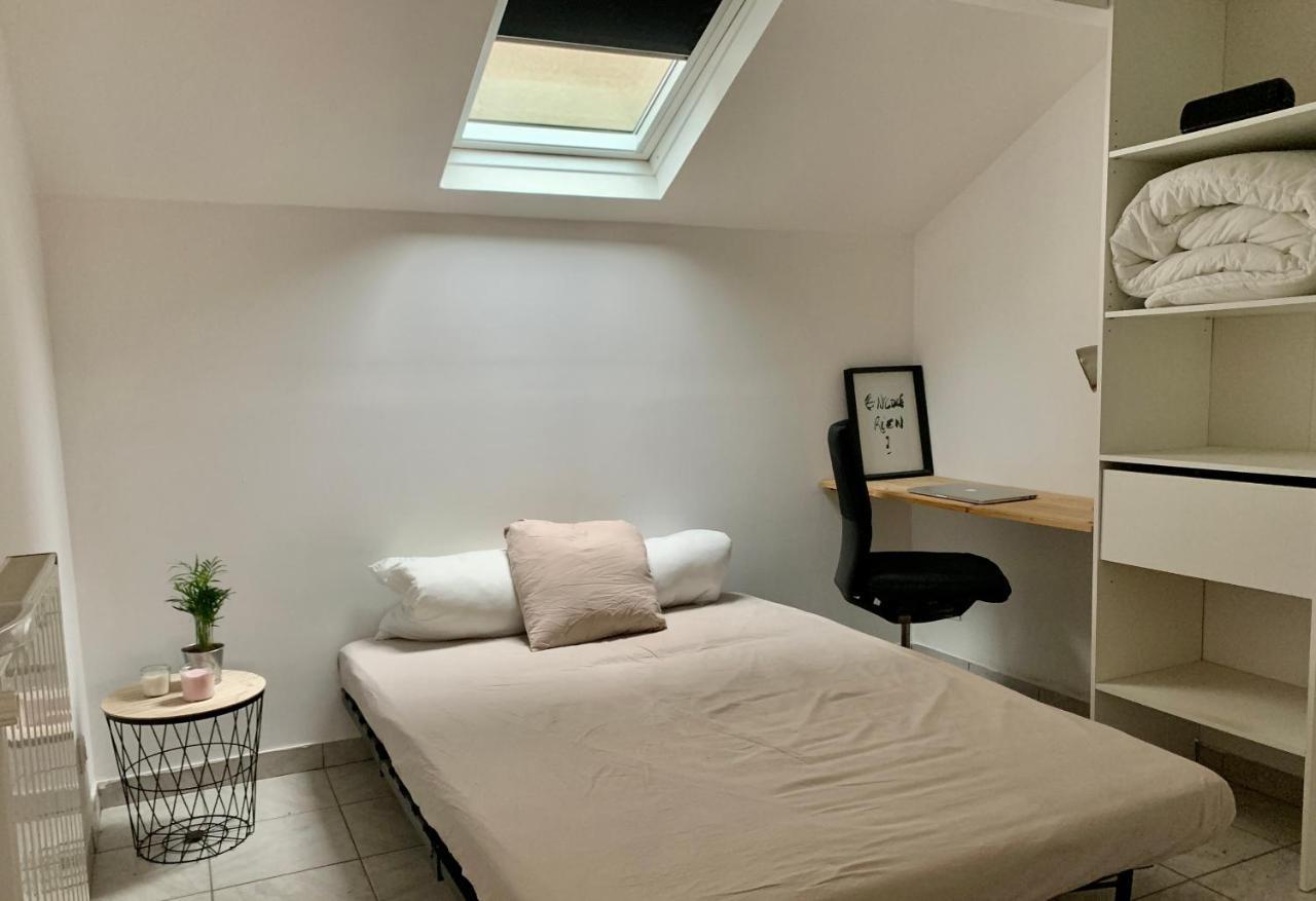 Agreable Maison Avec Parking Gratuit Sur Place. Saint-Denis  Exterior photo